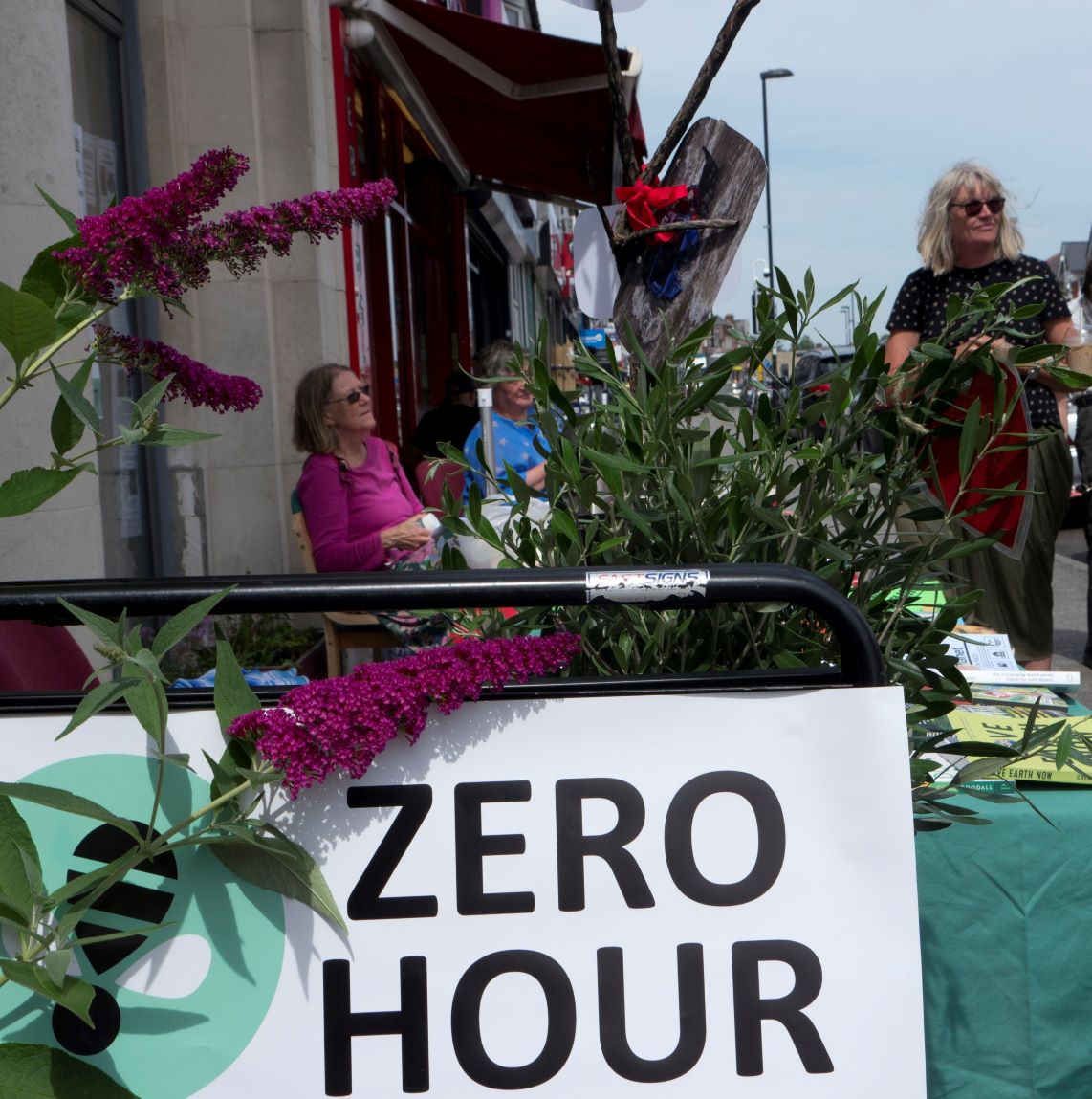 Pop up garden hits Portswood high street to highlight Climate and Ecological Emergencies Bill