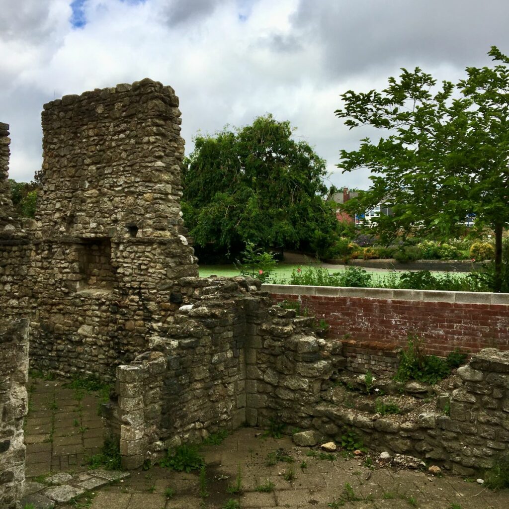 Suburban Safari: Town Quay: From Park to Pier 