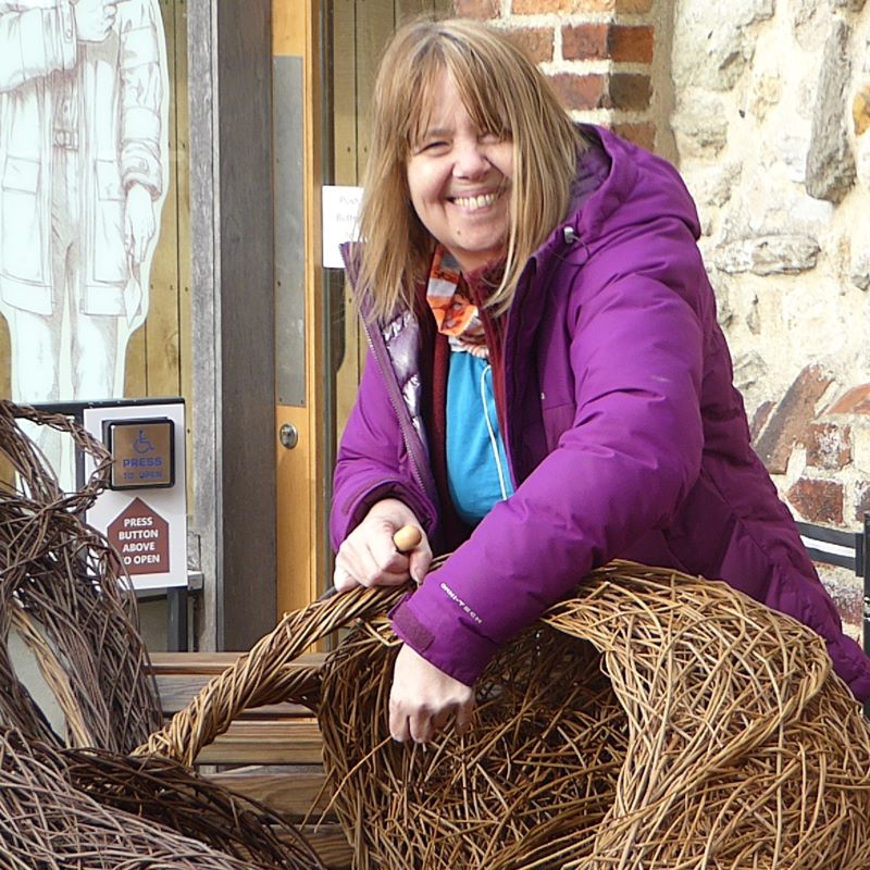 Featured artist: willow sculptor Jacqueline Rolls