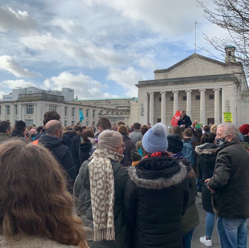Hundreds gather in Southampton for strike solidarity rally