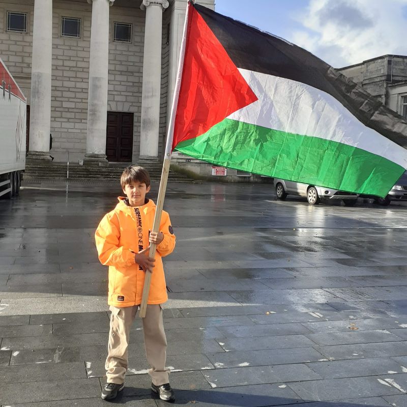 Hundreds of protestors brave the rain to call for peace in Gaza in Southampton