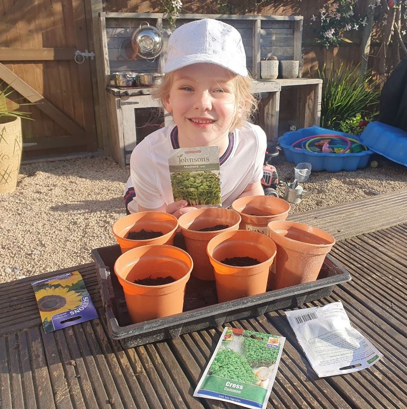 Gardeners help raise £775 for Soton charity tackling loneliness